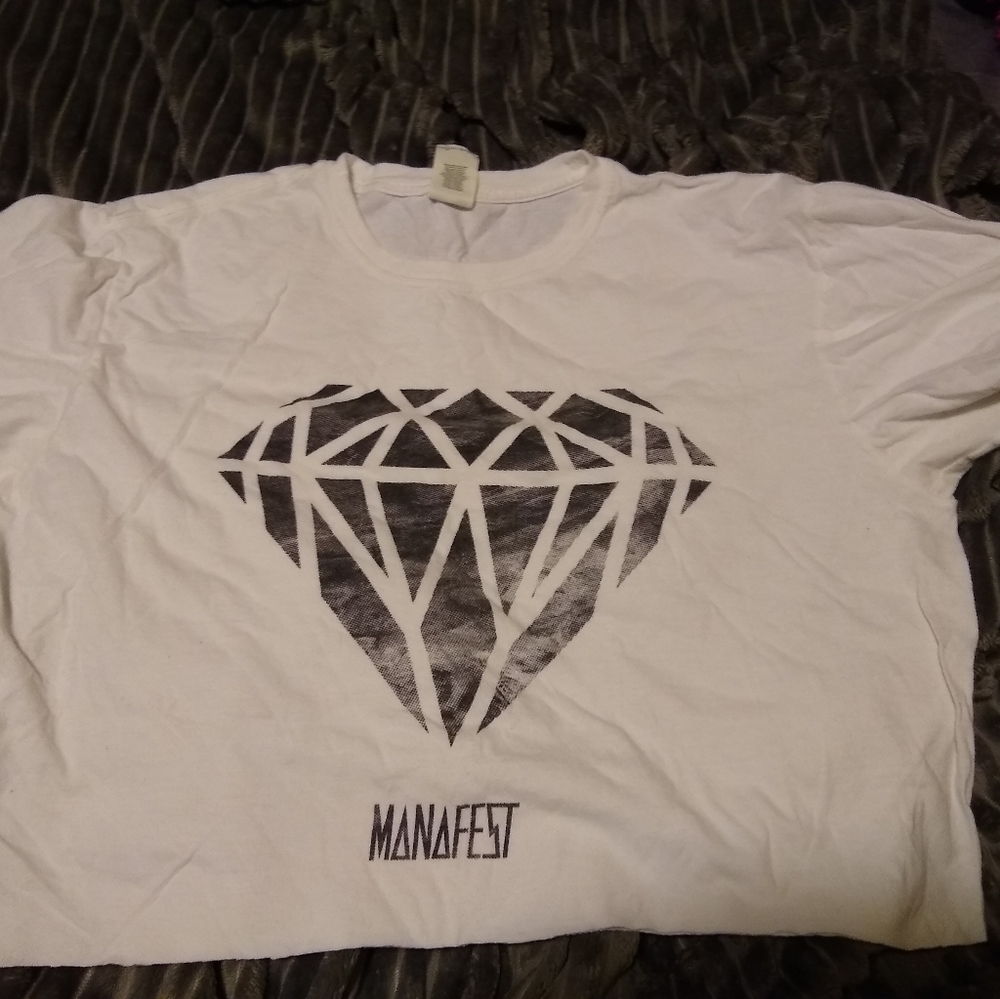 Manafest Crop t-shirt
